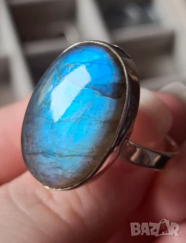 Космически сребърен пръстен с голям лабрадорит , снимка 5 - Пръстени - 51386997