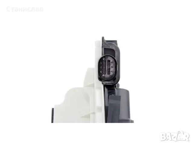  VW Tiguan 5N Брава за предна дясна врата , снимка 4 - Части - 50348165