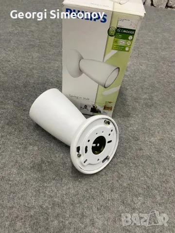 Спот лампа за таван/стена PHILIPS, снимка 3 - Лампи за стена - 48482724