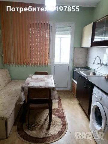 Двустаен апартамент 64кв.м.Последен етаж пети.Обзаведен,близо до спирка и магазин., снимка 6 - Апартаменти - 55920337