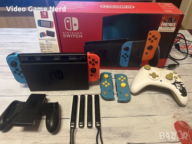 Nintendo Switch + всички аксесоари + кутия | Само РАЗМЯНА