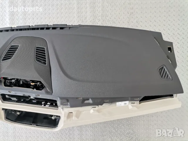 Ново Табло BMW 5 G30 G31 Lci HUD Слонова кост гума, снимка 4 - Части - 50307717