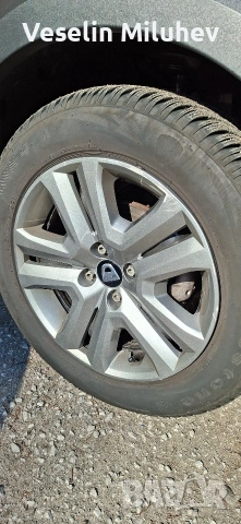 Оригинални метални джанти за Dacia, снимка 4 - Гуми и джанти - 54189639