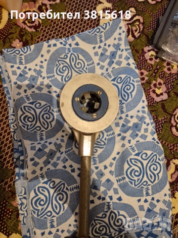 Продавам плашка за резби до 2 цола, снимка 4 - Други инструменти - 52892835