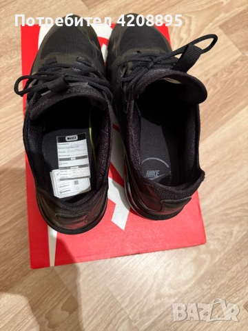 Nike Air Max Infinity 2 44.5 , снимка 3 - Маратонки - 52383018