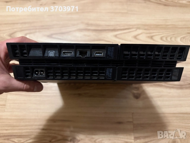 Playstation 4 fat 500GB подлежи на хак, снимка 3 - PlayStation конзоли - 53191638