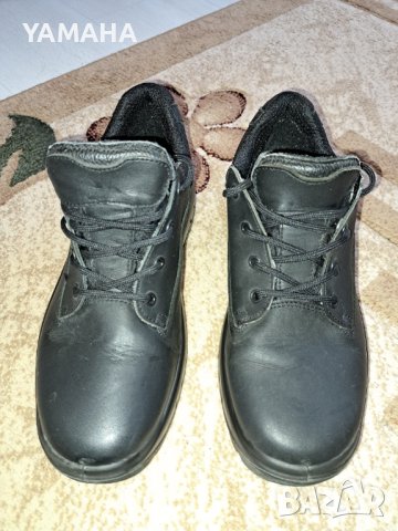 Lowa  Туристически Обувки 43.1/2, снимка 3 - Мъжки боти - 42878305