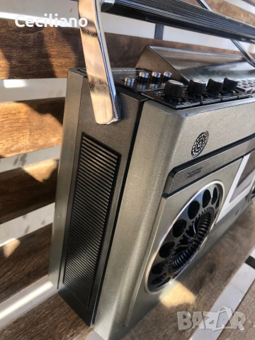 Радиокасетофон National Panasonic RS-466 , снимка 4 - Радиокасетофони, транзистори - 54083274