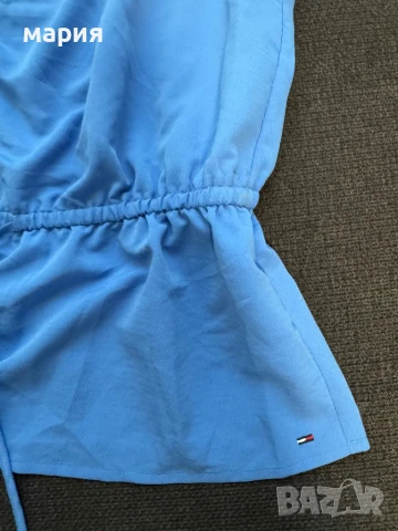 Нов топ Tommy Hilfiger L, снимка 2 - Потници - 51109982