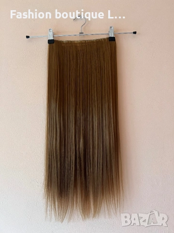 Светло кестенява треса екстеншън 100 гр. с дължина 60 см. ширина 25 см. с 5 щипки може да се къдри❤️
