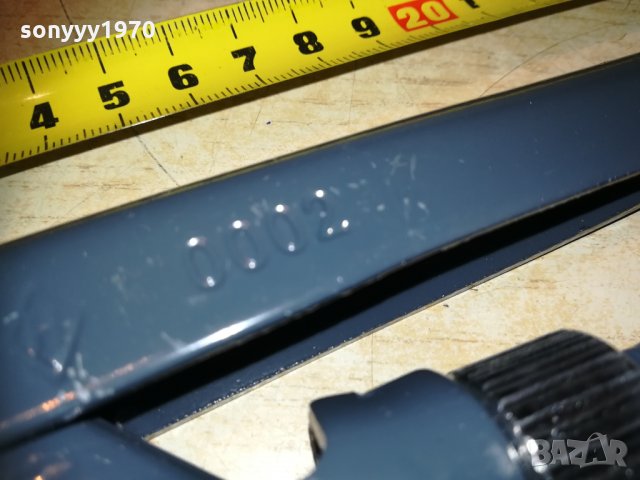 Класически тръбен ключ 90 градуса 39см 1012202043, снимка 17 - Ключове - 31080176