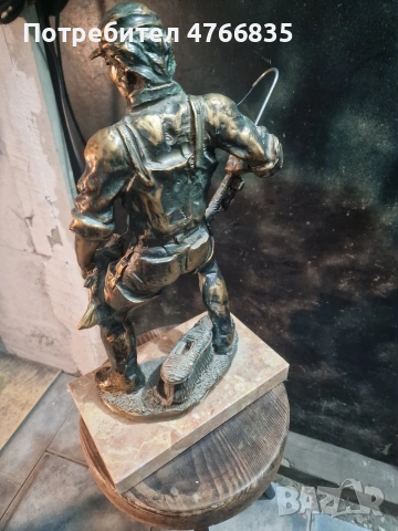 Бронзова статуетка рибар, снимка 3 - Антикварни и старинни предмети - 53980603