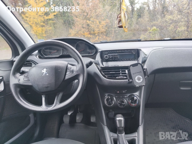 Peugeot 208 2014г, снимка 6 - Автомобили и джипове - 52100690