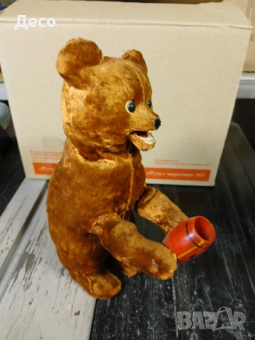 Стара руска играчка.