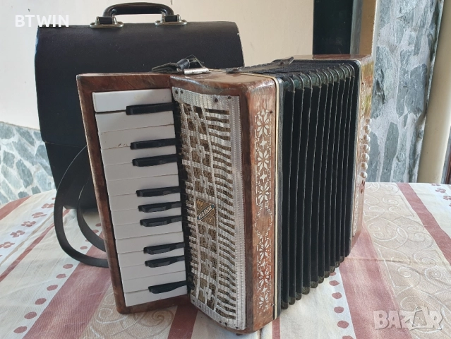 Ретро - Акордеон Малыш Ц2ЗР50 – СССР !, снимка 8 - Акордеони - 51784478
