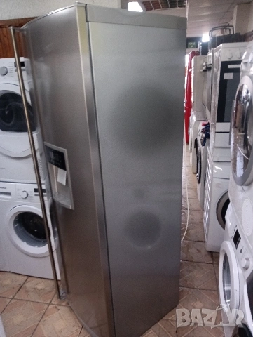 Огромен иноксов хладилник който прави газирана вода Аег Aeg с две години гаранция!, снимка 2 - Хладилници - 53895358