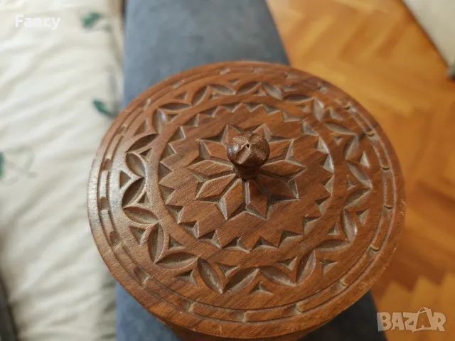 Стара дървена кутия за цигари, снимка 3 - Антикварни и старинни предмети - 49235615