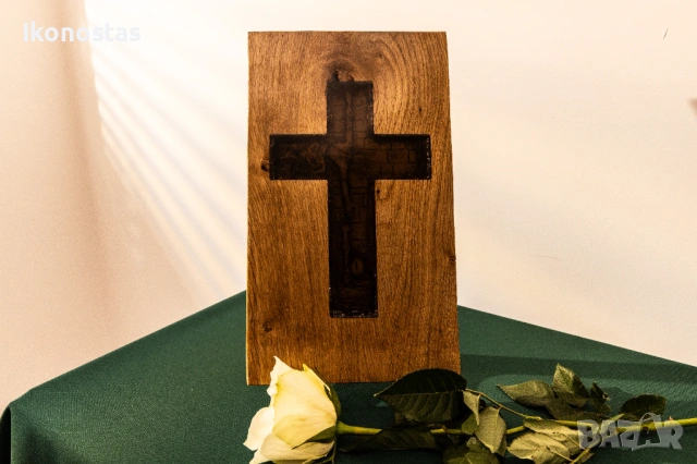 Дървена релефна икона с инкрустиран в смола кръст от дъб – натурален цвят, снимка 6 - Икони - 53225041