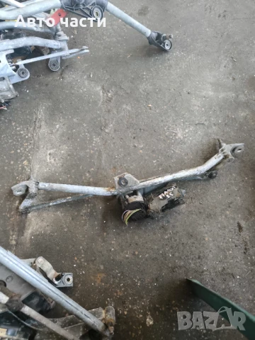 ПАСАТ Б5 МЕХАНИЗЪМ ЗА ПРЕДНИ ЧИСТАЧКИ 0390241132