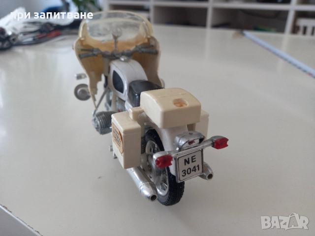 Мотор 1/18, BMW R 1100- RT-P, Maisto и Мотор POLISTIL 1/15 BMW R 75/5 POLICE, винтидж, снимка 10 - Колекции - 50180152