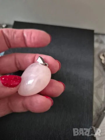 масивна висулка розов кварц, снимка 4 - Колиета, медальони, синджири - 48739344