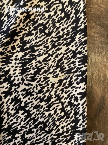Клин Nike XS, снимка 2 - Спортни екипи - 54362779