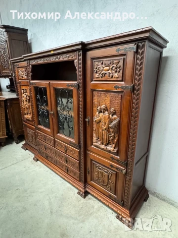 Уникален шкаф - витрина от дъбов масив, снимка 4 - Шкафове - 50947899