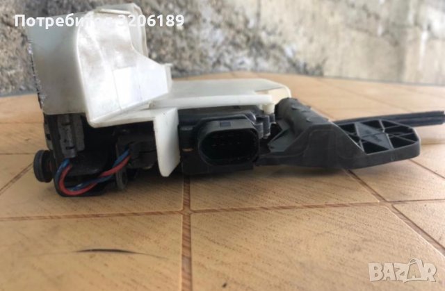 Брава за Фолксваген Пасат, снимка 3 - Части - 40232540