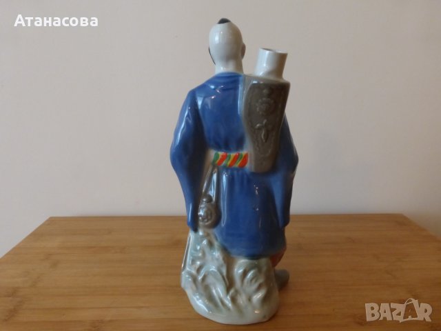 Порцеланова фигура-бутилка Украйна 1990 г 2, снимка 5 - Антикварни и старинни предмети - 42785122