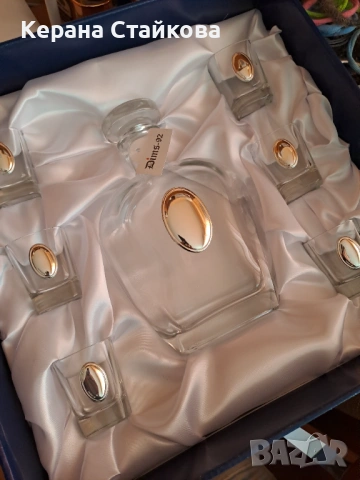 Продавам Сет бутилка и 6 чаши със сребро, снимка 13 - Сервизи - 54013699