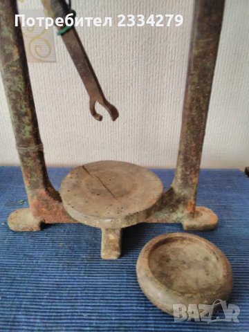 Машинка за затваряне на стари буркани., снимка 2 - Антикварни и старинни предмети - 37341102