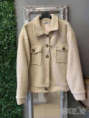 късо яке от топло букле 