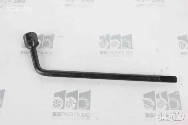  Ключ гуми за Toyota Corolla E12 (2001-2007)