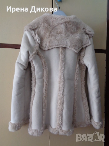 Продавам дамско зимно палто/яке тип кожух,, снимка 2 - Якета - 53003230