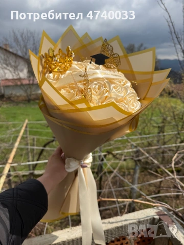 САТЕНЕН БУКЕТ ЗА АБИТУРИЕНТСКИ БАЛ НАЛИЧЕН, снимка 2 - Изкуствени цветя - 54315201