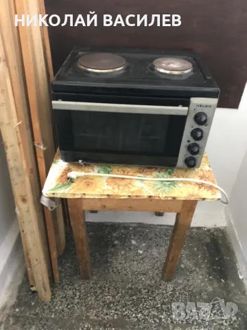 Печка  с  два  котлона  и  фурна  на  ток  .