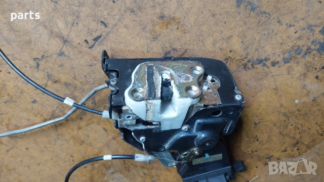 Предна Дясна Брава - Ключалка Мазда 6, снимка 4 - Части - 52021642