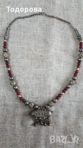 Старинно колие