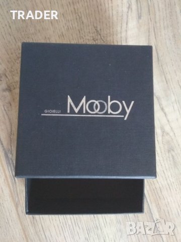 кутия от часовник Mooby
