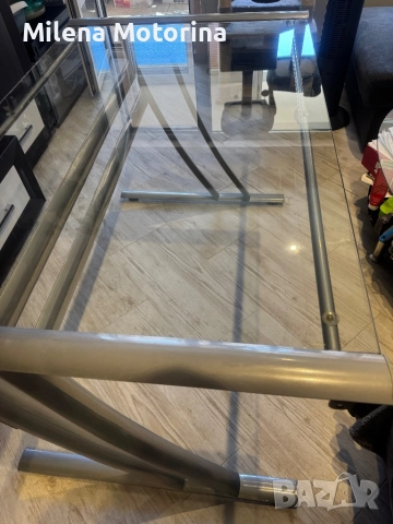 Стъклено бюро 120 * 76 см, снимка 1