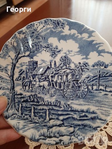 Порцелан чинийка , снимка 2 - Чинии - 37629021