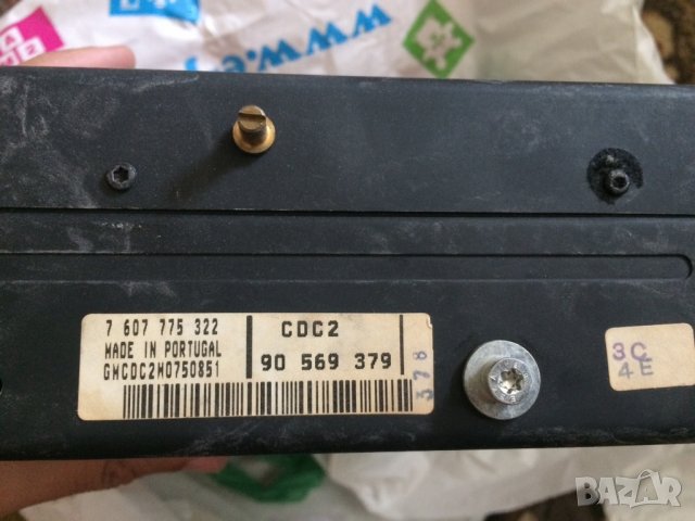 CD Changer от Опел Астра, снимка 6 - Аксесоари и консумативи - 29333553