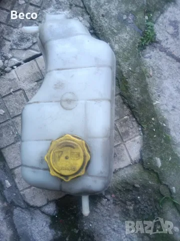 казанче за антифриз , снимка 1