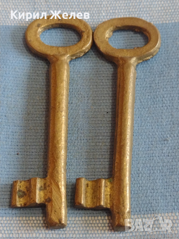 Два стари ключа от соца за брава за КОЛЕКЦИЯ ДЕКОРАЦИЯ БИТОВ КЪТ 20827