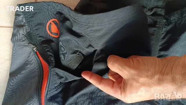 мъжки МТВ къс панталон шорти бермуди гащи армейски Endura, снимка 10 - Спортни дрехи, екипи - 39735121