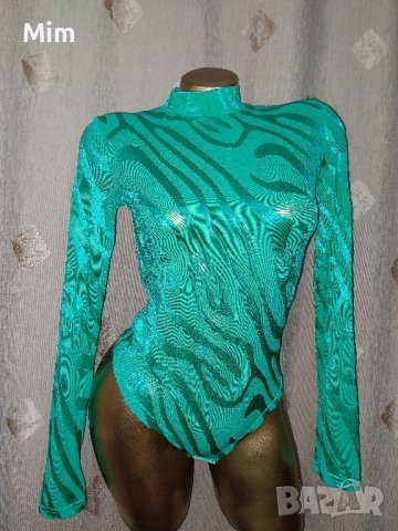 BYSWAN M Ефирна боди в зелено на фигури 