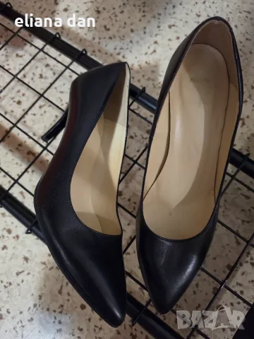 Продавам кожени италиански обувки на марката Bata, 41 номер.