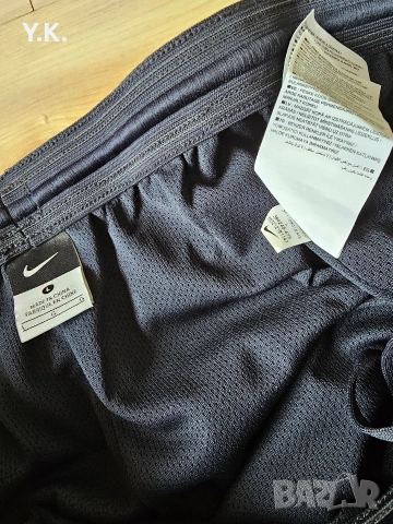 Оригинално мъжко долнище Nike x F.C. Barcelona / Season 10-11 (Training), снимка 5 - Спортни дрехи, екипи - 53060741