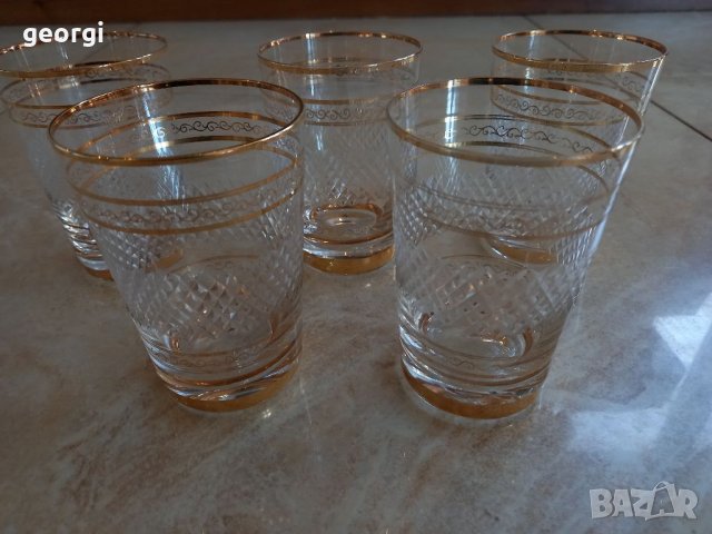 Пет стъклени тънкостенни чаши с релеф и позлата , снимка 4 - Чаши - 39038360
