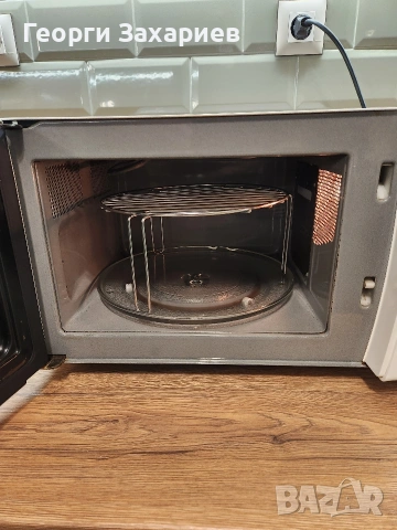 Микровълнова фурна с грил De'Longhi MW401, снимка 9 - Микровълнови - 53090259